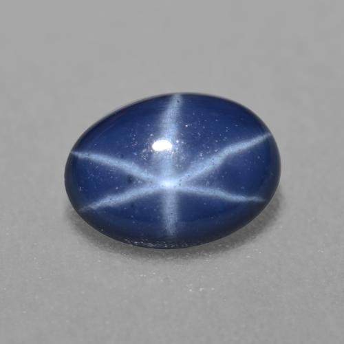 Saphir étoilé bleue naturelle coupe ovale, 0,89 ct, translucide