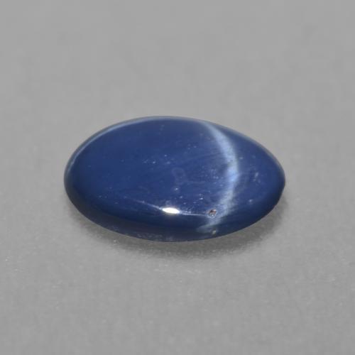 Saphir Étoilé Bleu marine naturelle Coupe ovale, 0.80 ct, Translucide