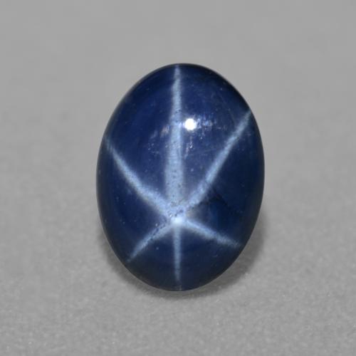 Saphir étoilé bleue naturelle coupe ovale, 0,84 ct, translucide