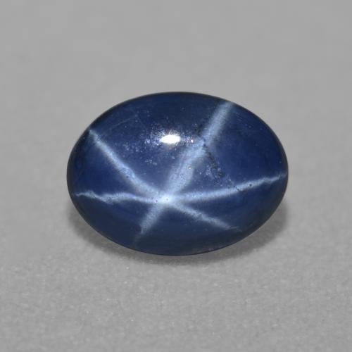 Saphir étoilé bleue naturelle coupe ovale, 0,84 ct, translucide