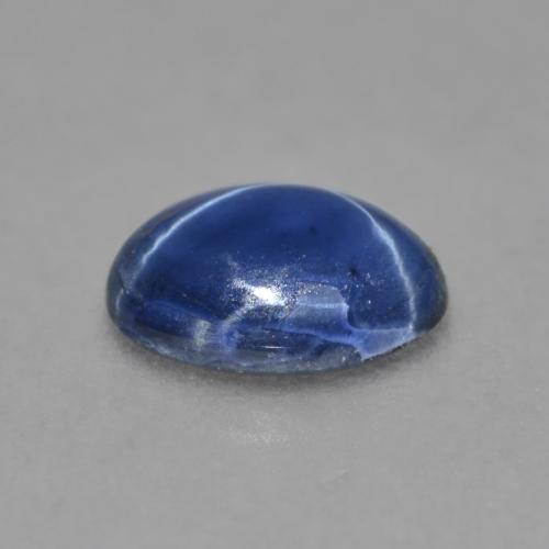 Saphir étoilé bleue naturelle coupe ovale, 0,99 ct, opaque