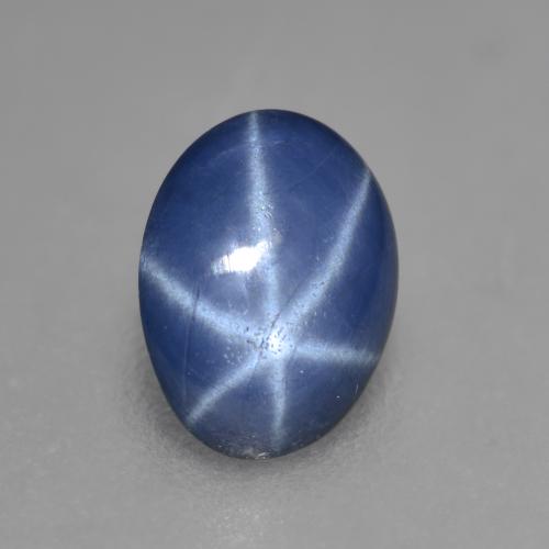 Saphir étoilé bleue naturelle coupe ovale, 0,88 ct, translucide