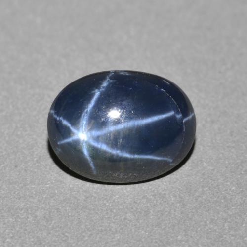 Saphir Étoilé Bleu marine naturelle Coupe ovale, 2.61 ct, Opaque