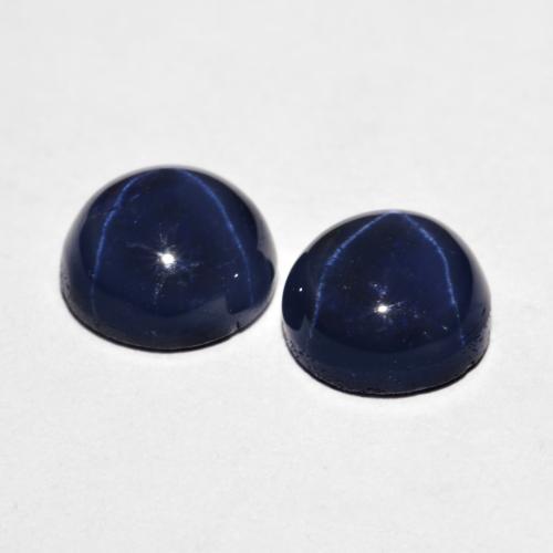 Achetez naturel 4.87ct Bleu marine Saphir Étoilé gems, Coupe roude, En provenance Thaïlande chez GemSelect. En stock, livraison internationale!