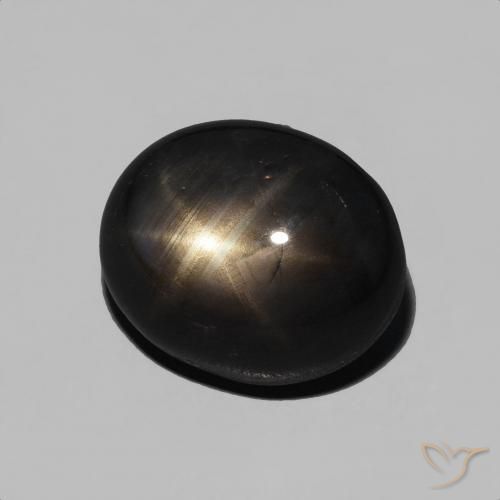 Saphir étoilé Noire naturelle ovale, 6.71 ct, Opaque