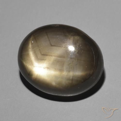 Saphir étoilé Noire naturelle ovale, 7.80 ct, Opaque