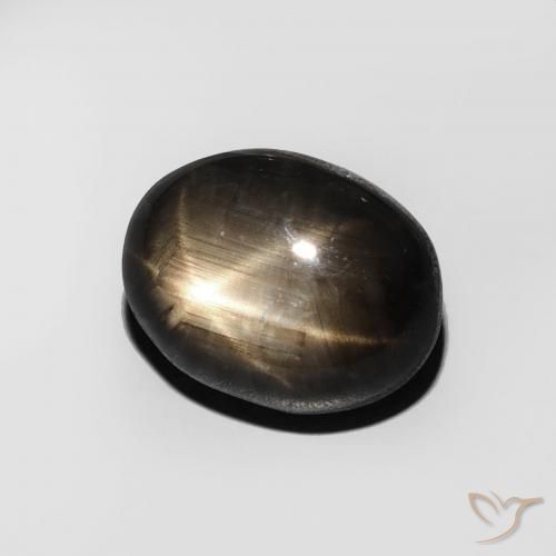 Saphir étoilé Noire naturelle ovale, 5.13 ct, Opaque