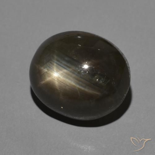 Saphir étoilé Noire naturelle ovale, 3.95 ct, Opaque