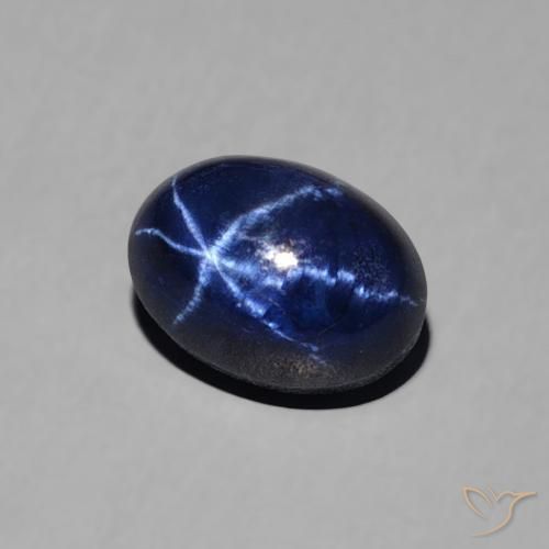 Saphir étoilé Bleu marine naturelle ovale, 1.80 ct, Opaque