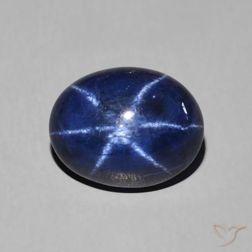 Saphir étoilé bleue naturelle coupe ovale, 3,39 ct, opaque