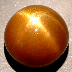 Pierre de soleil étoilée Brun doré naturelle Coupe roude, 5.43 ct, Opaque