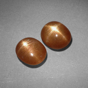 Achetez naturel ct Brun doré Pierre de soleil étoilée gems, Coupe ovale, En provenance Inde chez GemSelect. En stock, livraison internationale!