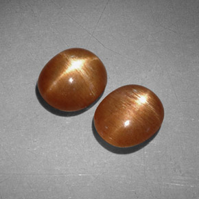 Achetez naturel ct Brun doré Pierre de soleil étoilée gems, Coupe ovale, En provenance Inde chez GemSelect. En stock, livraison internationale!