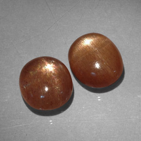 Achetez naturel ct Brun doré Pierre de soleil étoilée gems, Coupe ovale, En provenance Inde chez GemSelect. En stock, livraison internationale!