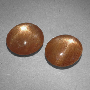 Achetez naturel ct Brun doré Pierre de soleil étoilée gems, Coupe ovale, En provenance Inde chez GemSelect. En stock, livraison internationale!