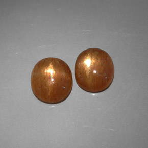 Achetez naturel ct Brun doré Pierre de soleil étoilée gems, Coupe ovale, En provenance Inde chez GemSelect. En stock, livraison internationale!