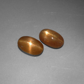 Achetez naturel ct Brun doré Pierre de soleil étoilée gems, Coupe ovale, En provenance Inde chez GemSelect. En stock, livraison internationale!