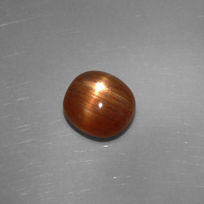 Pierre de soleil étoilée Brun doré naturelle Coupe ovale, 1.55 ct, Opaque