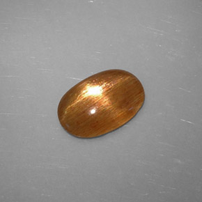 Pierre de soleil étoilée Brun doré naturelle Coupe ovale, 1.08 ct, Translucide