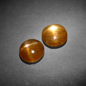 Achetez naturel ct Brun doré Pierre de soleil étoilée gems, Coupe ovale, En provenance Inde chez GemSelect. En stock, livraison internationale!