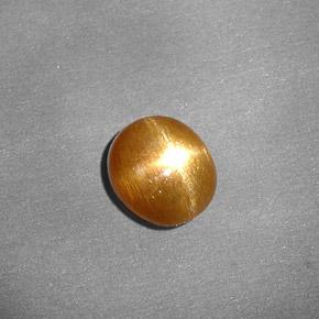 Pierre de soleil étoilée marron naturelle coupe ovale, 0,80 ct, opaque