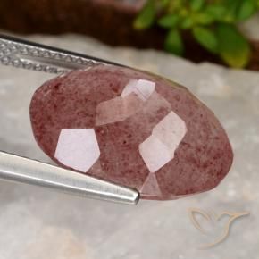 Quartz fraise Brique rouge naturelle ovale, 9.55 ct, Translucide