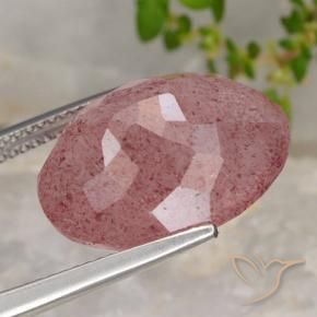 Quartz fraise Rouge foncé naturelle ovale, 13.81 ct, Translucide