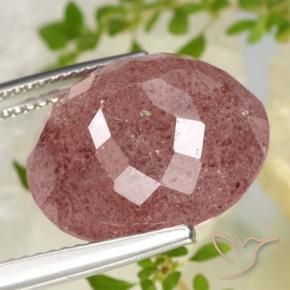 Quartz Fraise Rouge foncé naturelle ovale, 13.91 ct, Translucide