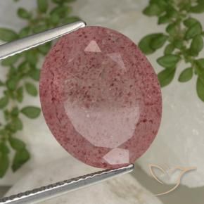 Quartz fraise Rouge moyen naturelle ovale, 10.11 ct, Translucide