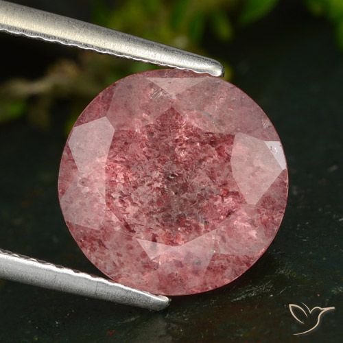 4.31ct Naturel Rose foncé Quartz Fraise, Tour, Translucide