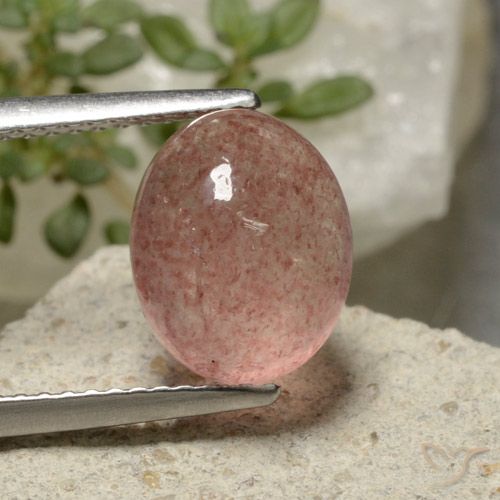 3.57ct Naturel Rose rose profond Quartz Fraise, ovale, Translucide