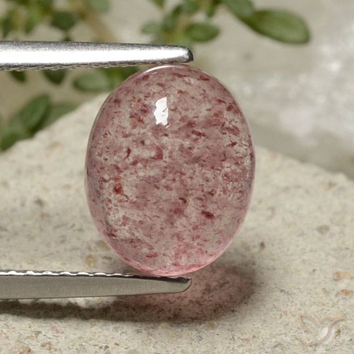 3.76ct Naturel Rose terreux Quartz Fraise, ovale, Translucide