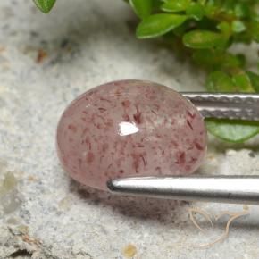 Quartz fraise Rose moyen naturelle ovale, 3.66 ct, Translucide