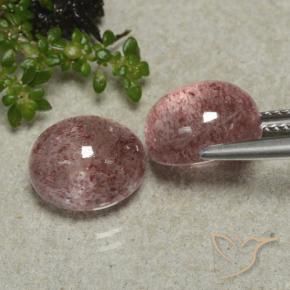 Shop natural 8.31ct Rose foncé Quartz fraise gems, ovale, from Russie at GemSelect. In stock, global shipping!
