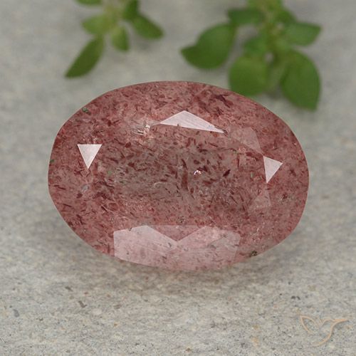Quartz Fraise Rose naturelle ovale, 6.14 ct, Translucide