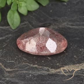 Quartz fraise Rose moyen-léger naturelle ovale, 4.78 ct, Translucide