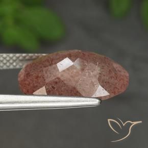 Quartz fraise Rose moyen naturelle ovale, 4.93 ct, Translucide
