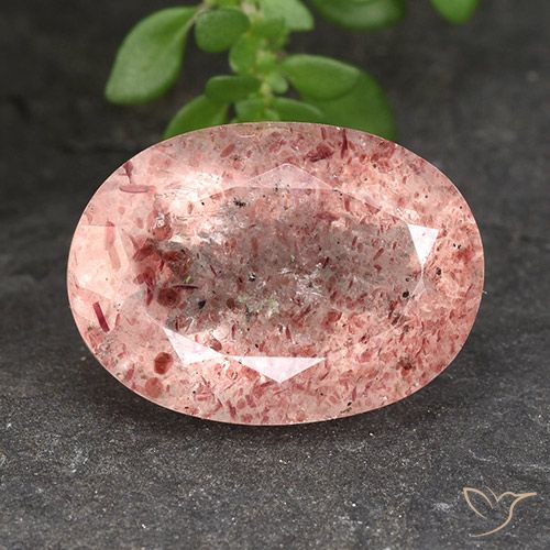 Quartz Fraise Rose framboise naturelle ovale, 5.79 ct, Translucide