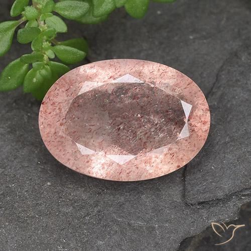 Quartz Fraise Rose moyen-léger naturelle ovale, 4.78 ct, Translucide