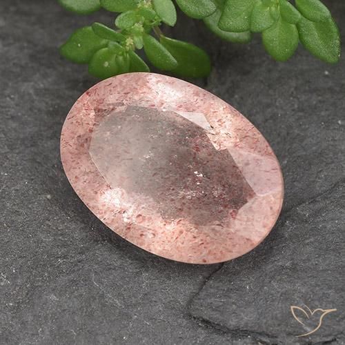 Quartz Fraise Rose moyen-léger naturelle ovale, 4.78 ct, Translucide