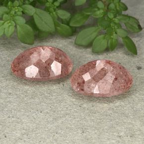 Achetez naturel 11.96ct Rose Quartz fraise gems, Coupe ovale, En provenance Russie chez GemSelect. En stock, livraison internationale!