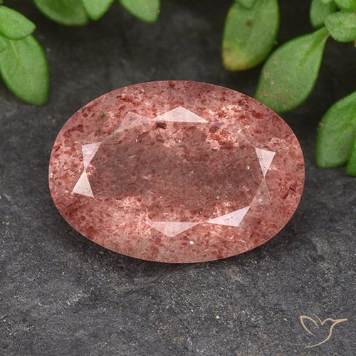 Quartz Fraise Rose moyen naturelle ovale, 5.52 ct, Translucide
