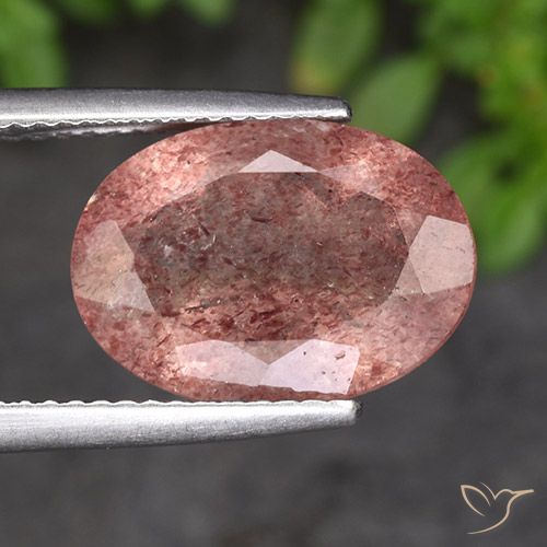 Quartz Fraise Rose naturelle ovale, 4.85 ct, Translucide