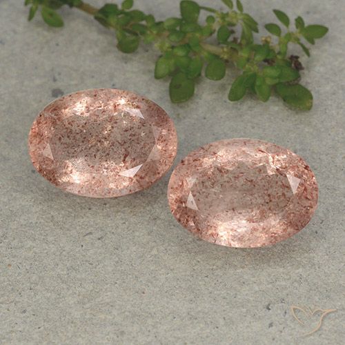 11.48ctw Naturel Rose terreux Quartz fraise, ovale, Translucide