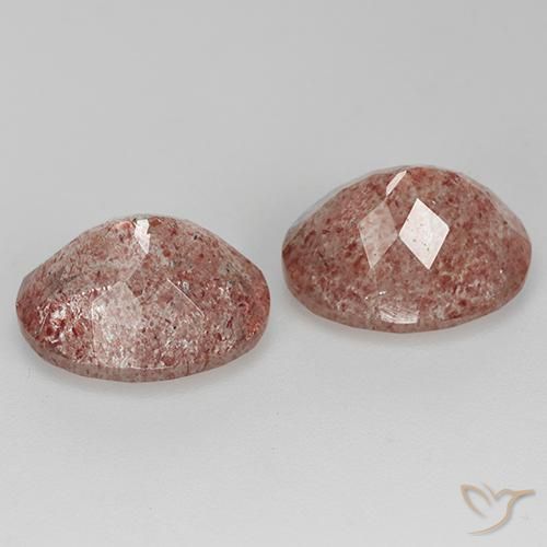 Shop natural 7.24ct Rose moyen Quartz fraise gems, ovale, from Russie at GemSelect. In stock, global shipping!