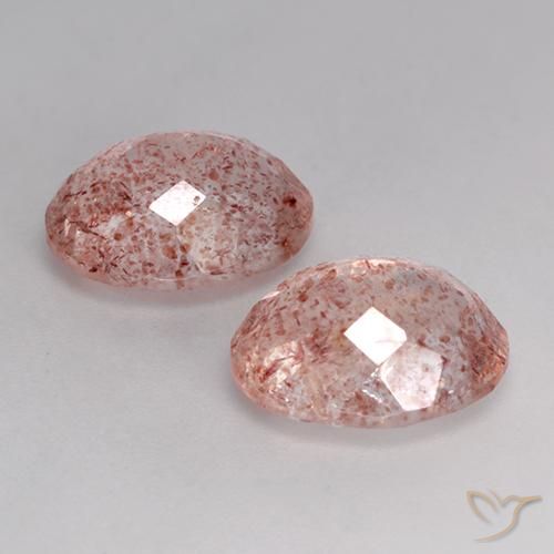 Shop natural 6.91ct Rose moyen Quartz fraise gems, ovale, from Russie at GemSelect. In stock, global shipping!