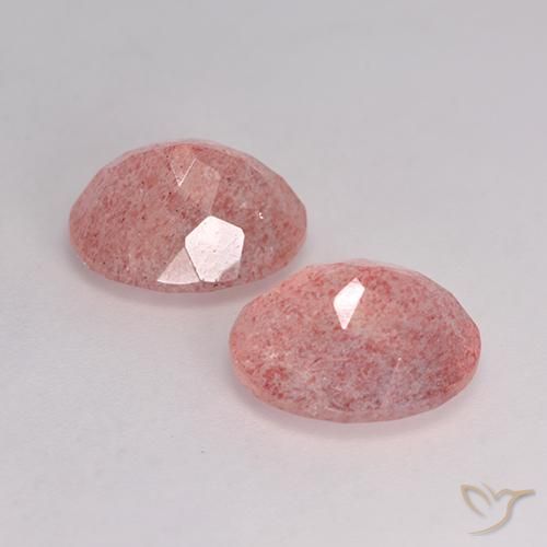 Shop natural 6.99ct Rose moyen Quartz fraise gems, ovale, from Russie at GemSelect. In stock, global shipping!