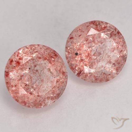 Shop natural 2.38ct Rose léger Quartz fraise gems, Tour, from Russie at GemSelect. In stock, global shipping!