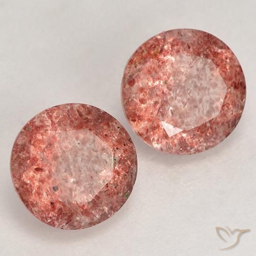 Shop natural 2.35ct Rose vif Quartz fraise gems, Tour, from Russie at GemSelect. In stock, global shipping!