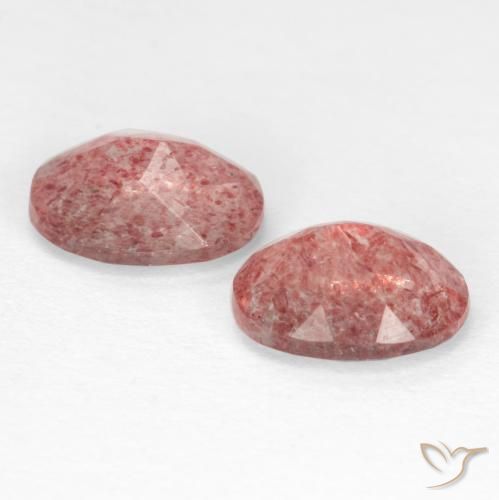 Shop natural 2.36ct Rose Quartz fraise gems, ovale, from Russie at GemSelect. In stock, global shipping!